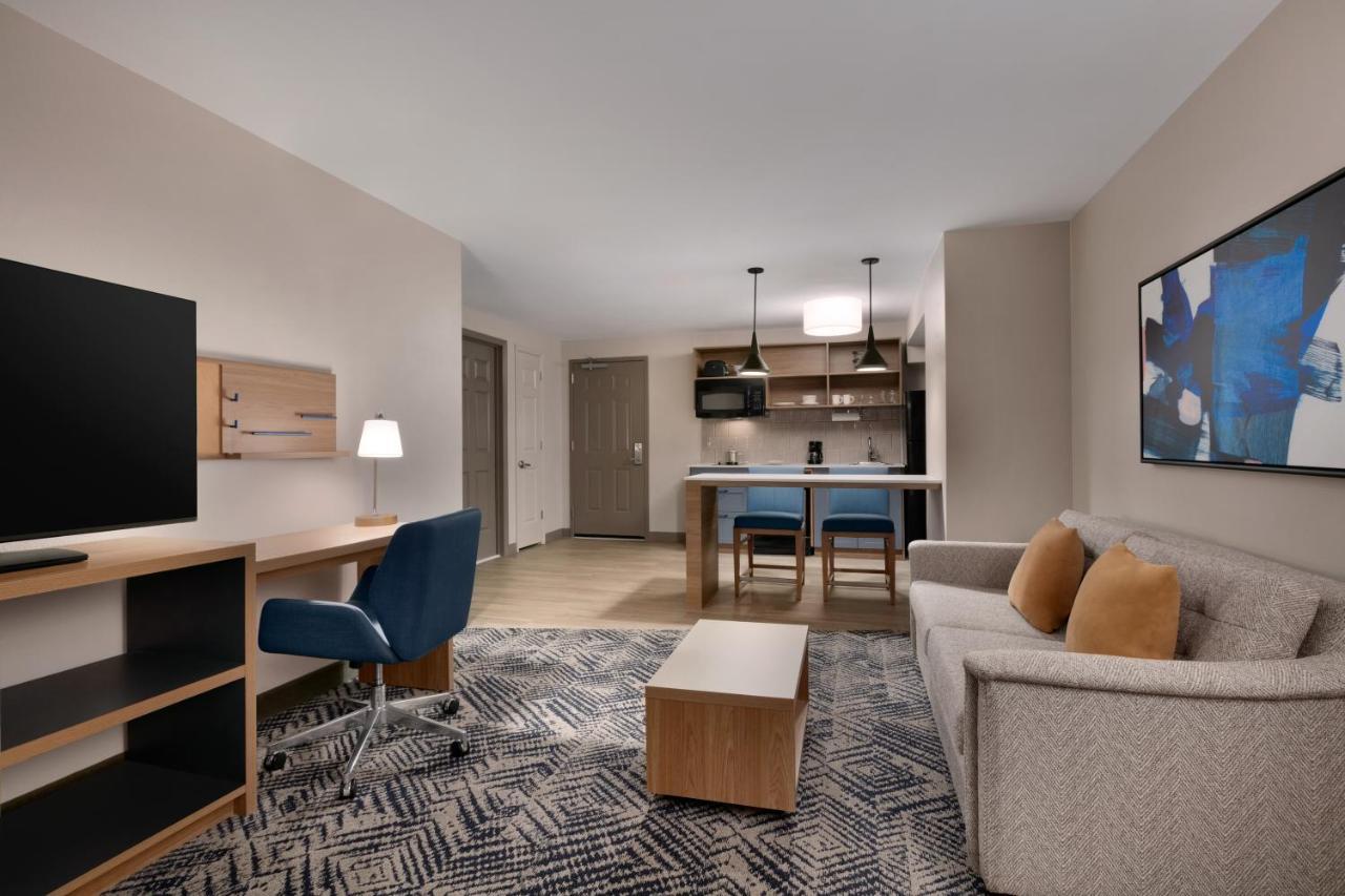 One-Bedroom Suite,1152213477:JPEG