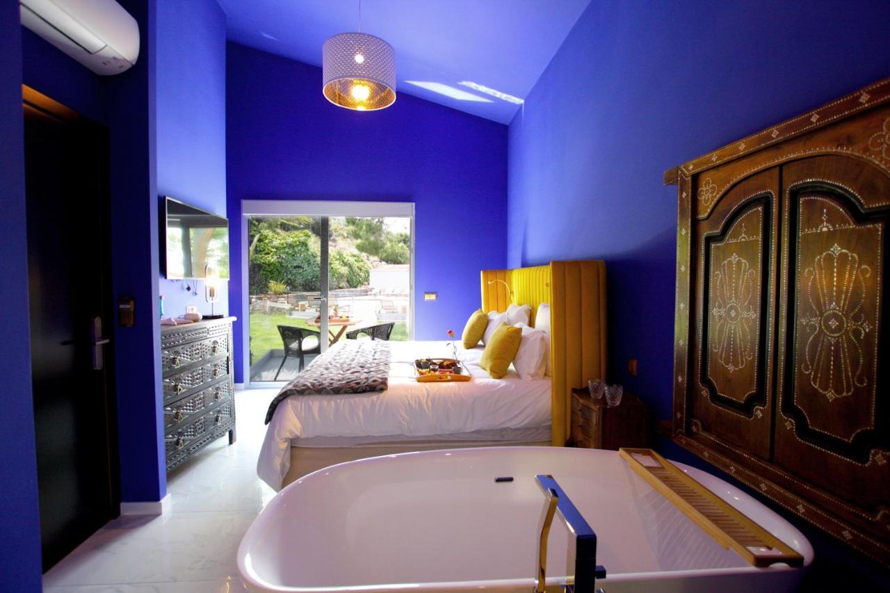 Deluxe Suite with Sea View