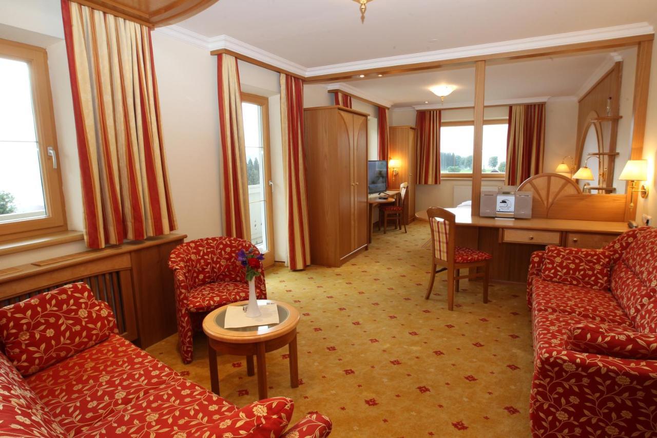Junior Suite Annex,1152559992:JPEG