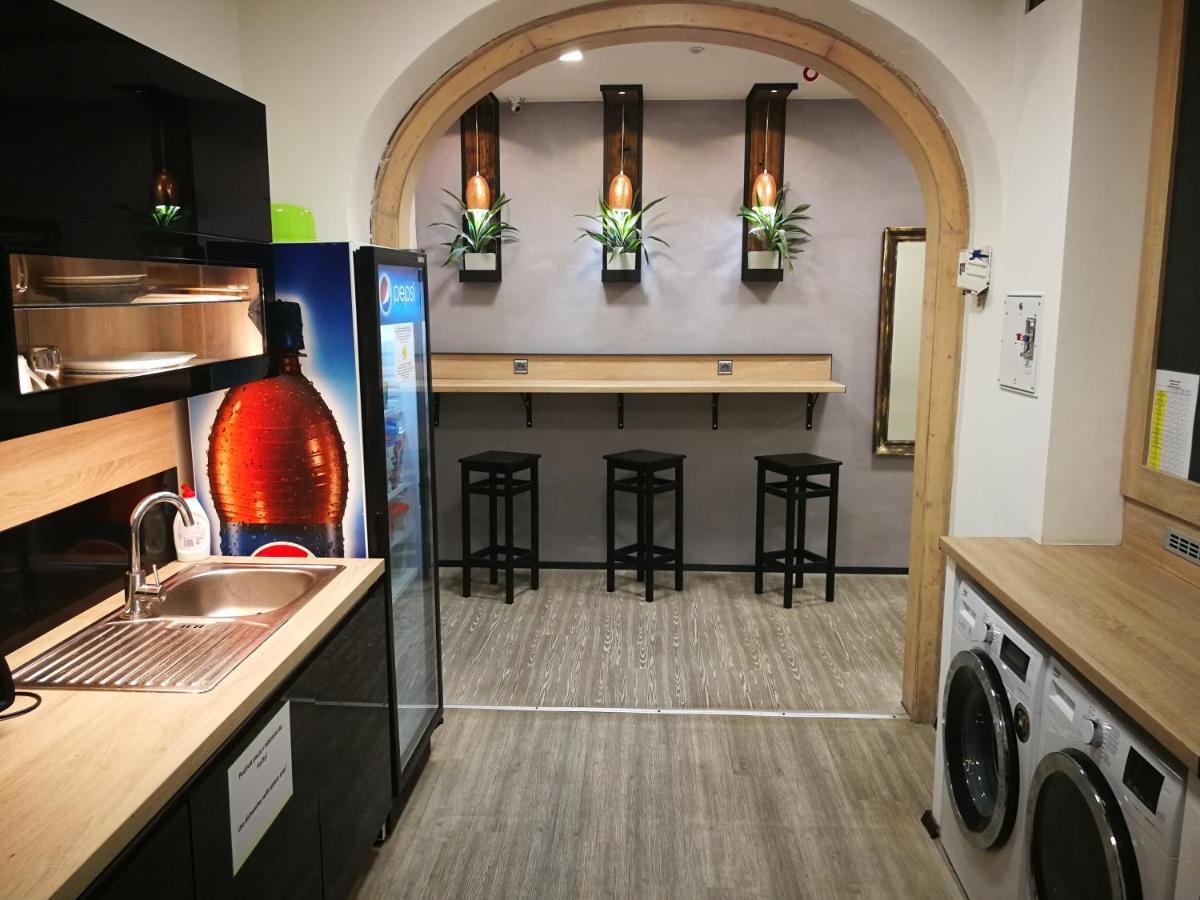 Tweepersoonskamer met 1 of 2 Bedden en Gedeelde Badkamer
