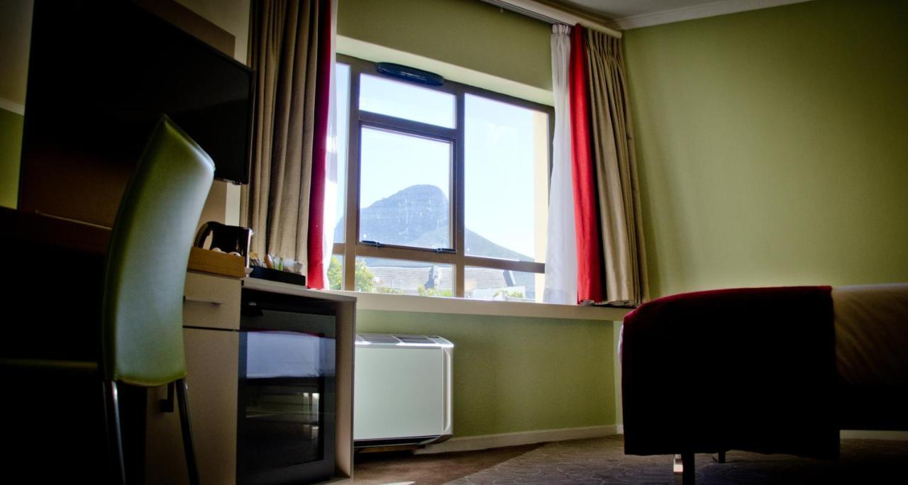 Standard Zimmer mit Queensize-Doppelbett für Nichtraucher