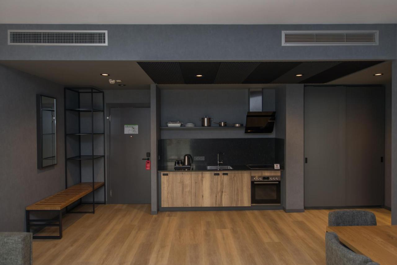 Longstay Room