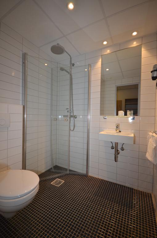 Twin Room,318885173:JPEG