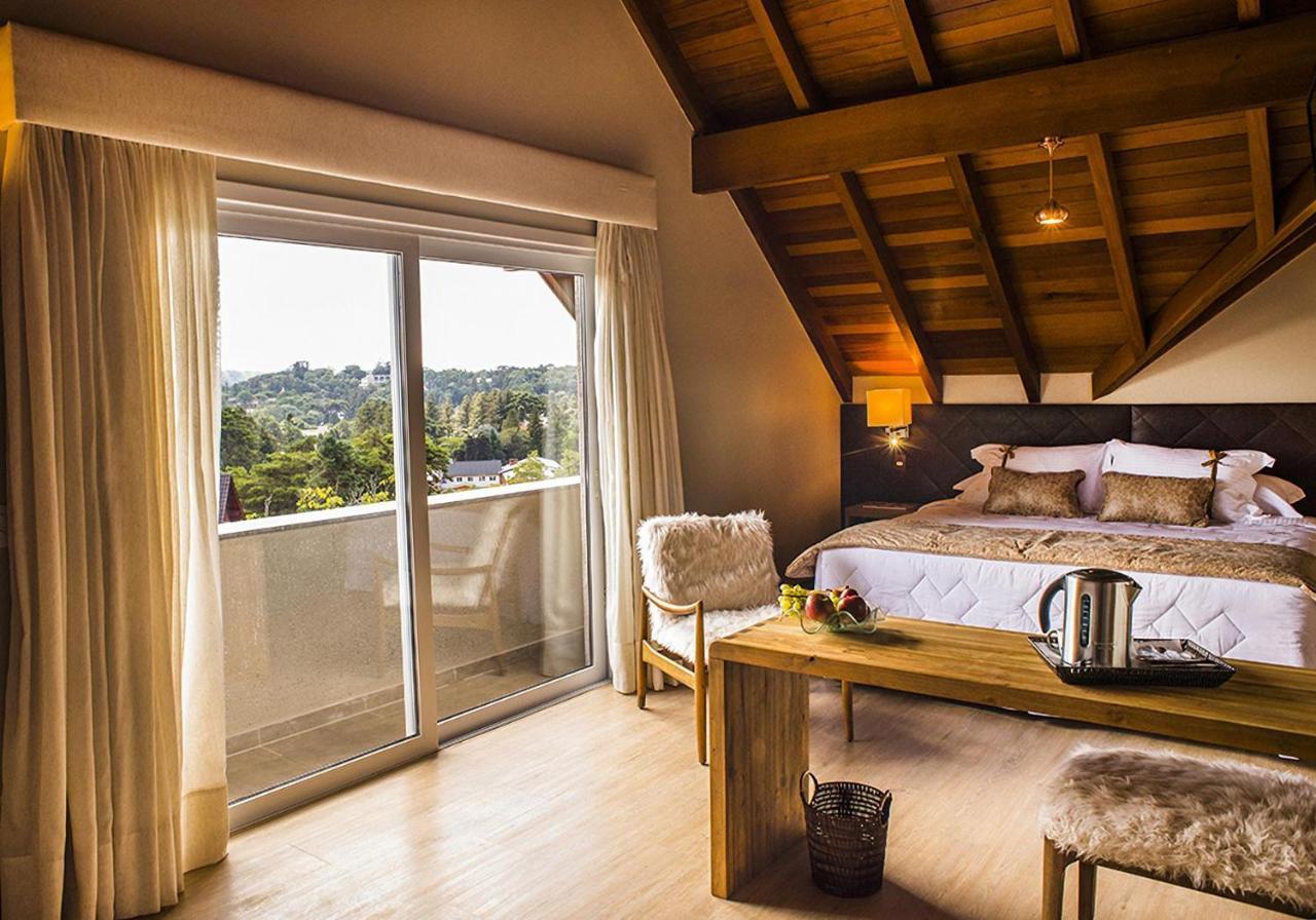Master Suite with Hot Tub