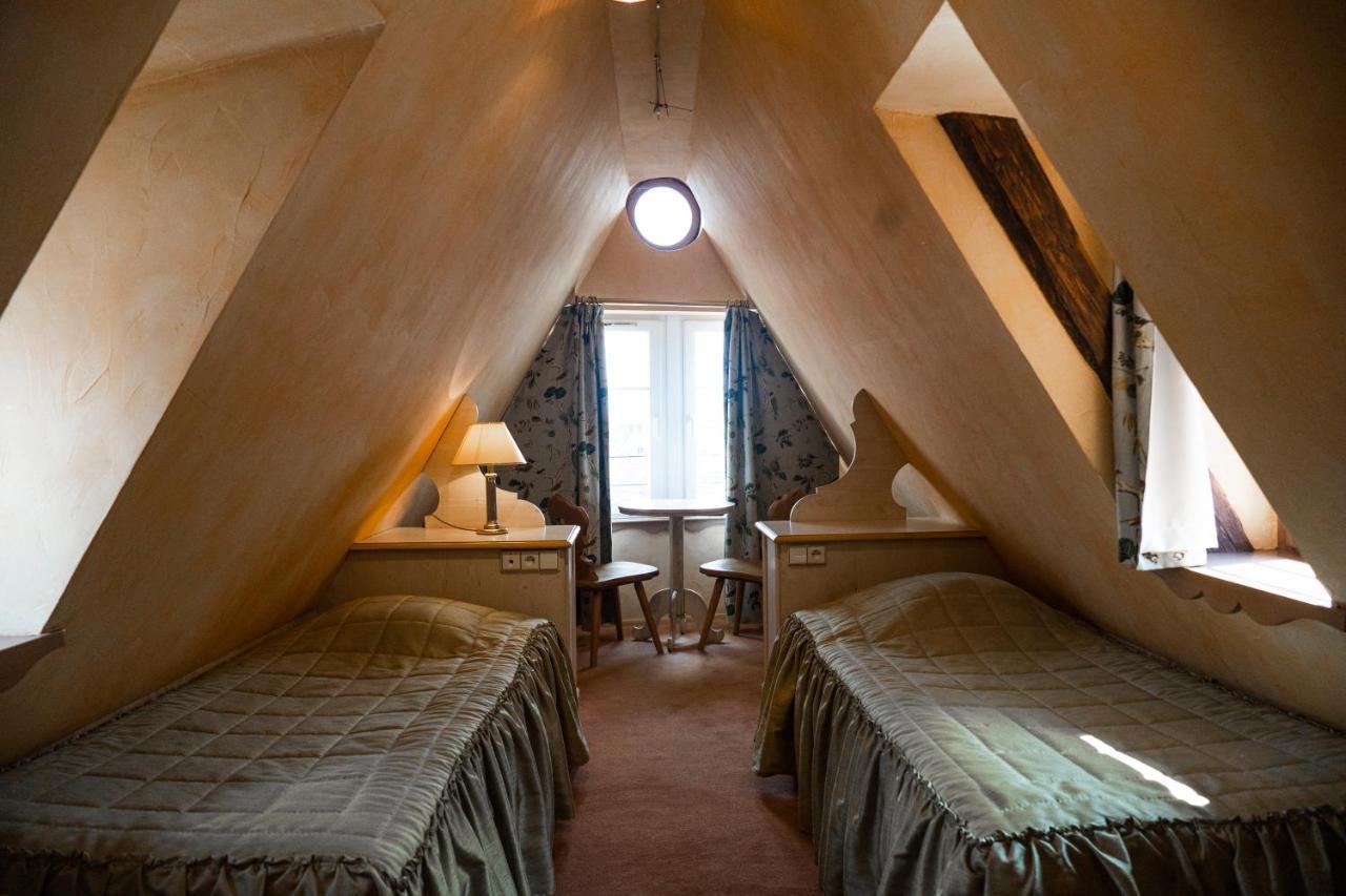 Traditional Double or Twin Room,1208577370:JPEG