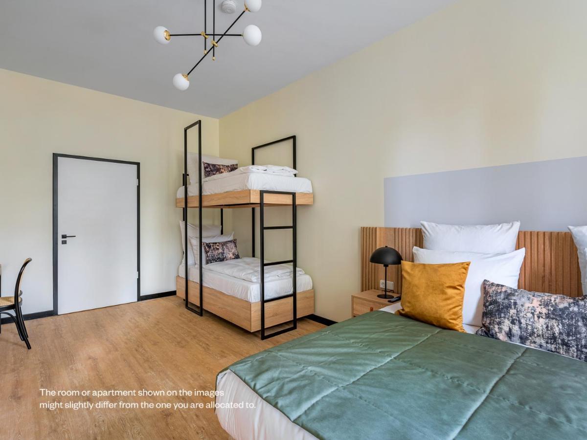 1 Bedroom Apartment with Bunk Bed