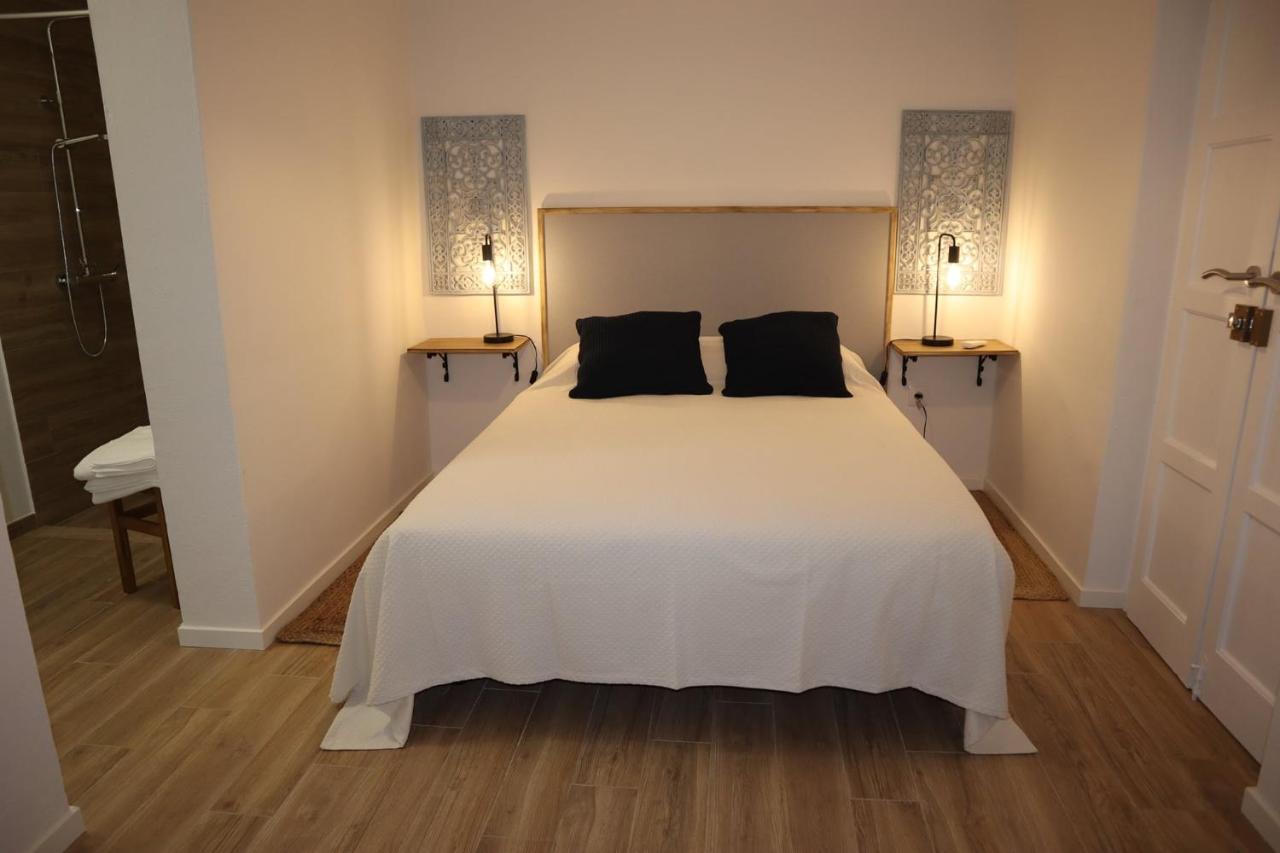 Quarto Duplo com Casa de Banho Privativa