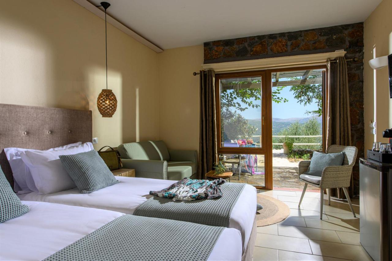 Family Room garden