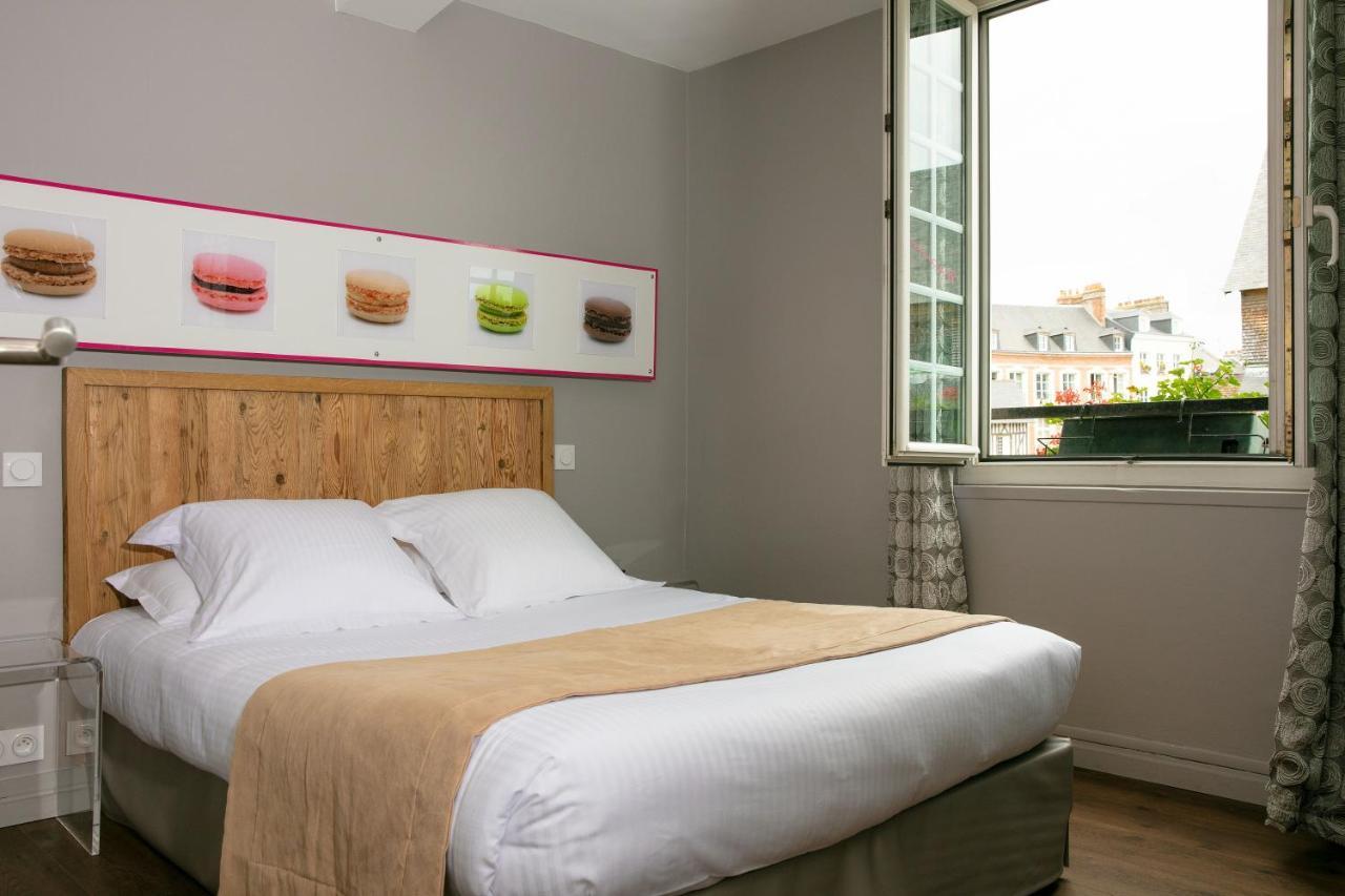 Two-Bedroom Apartment,1165566666:JPEG