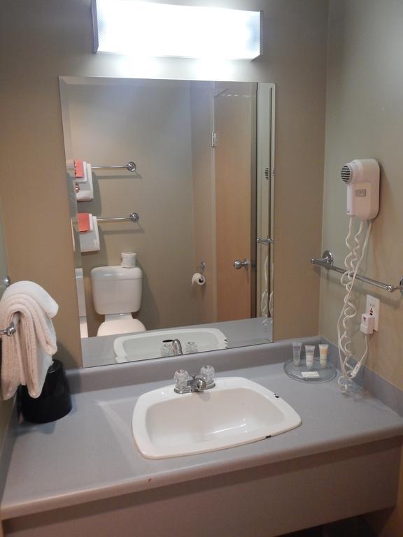 Standard Room with Two Double Beds