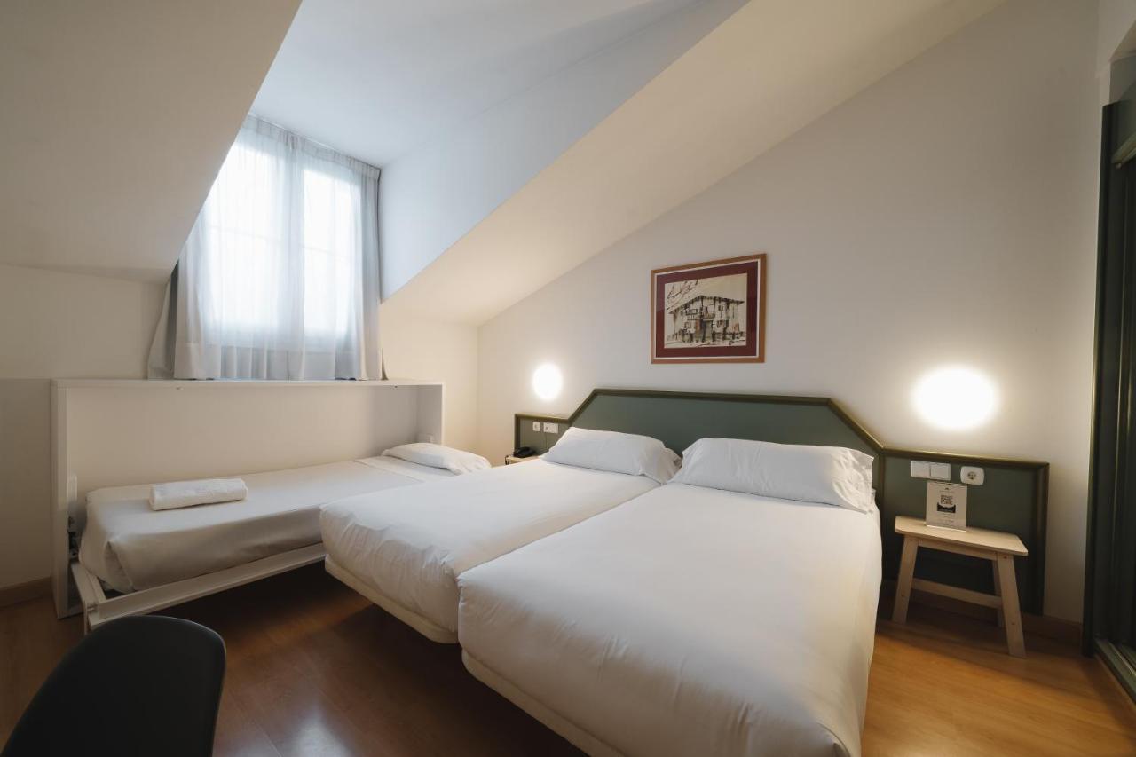 Triple Room,1207934206:JPEG