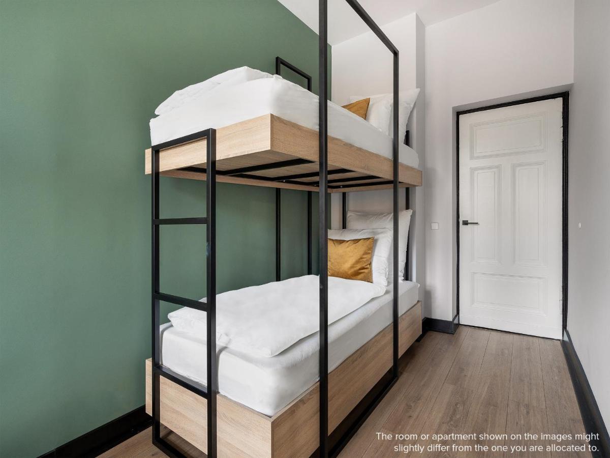 Large 2 Bedroom Apartment with Sofa Bed