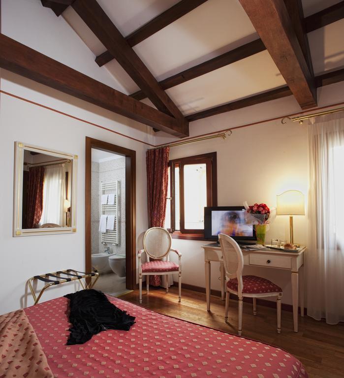 Quarto Duplo Deluxe