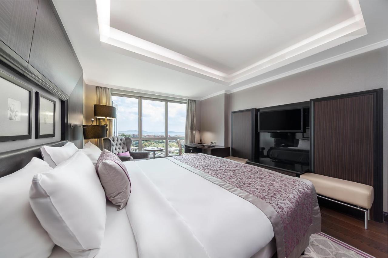 Executive Room Prince's Islands View Lounge Access