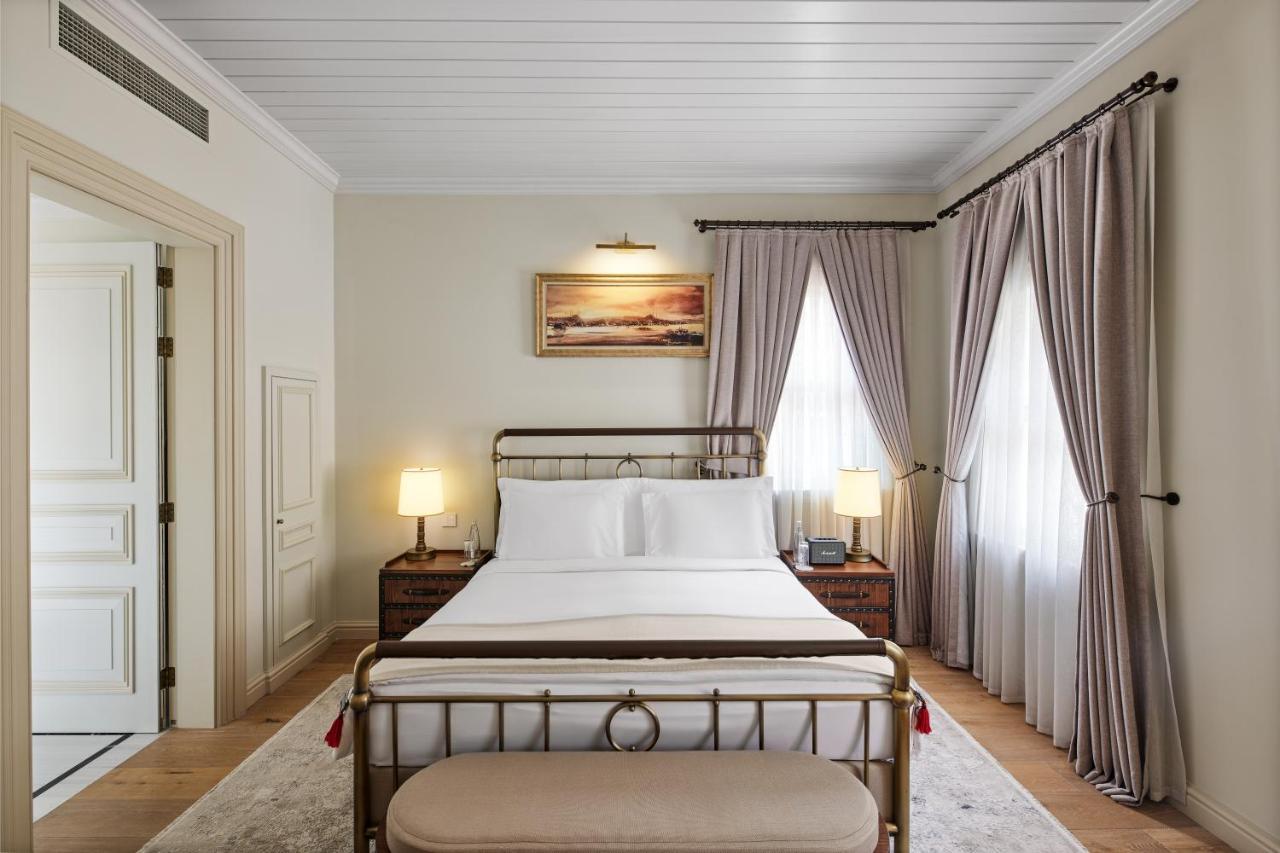 One Bedroom Courtyard Suite