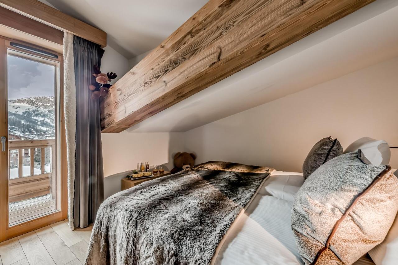 Family Suite - Village View