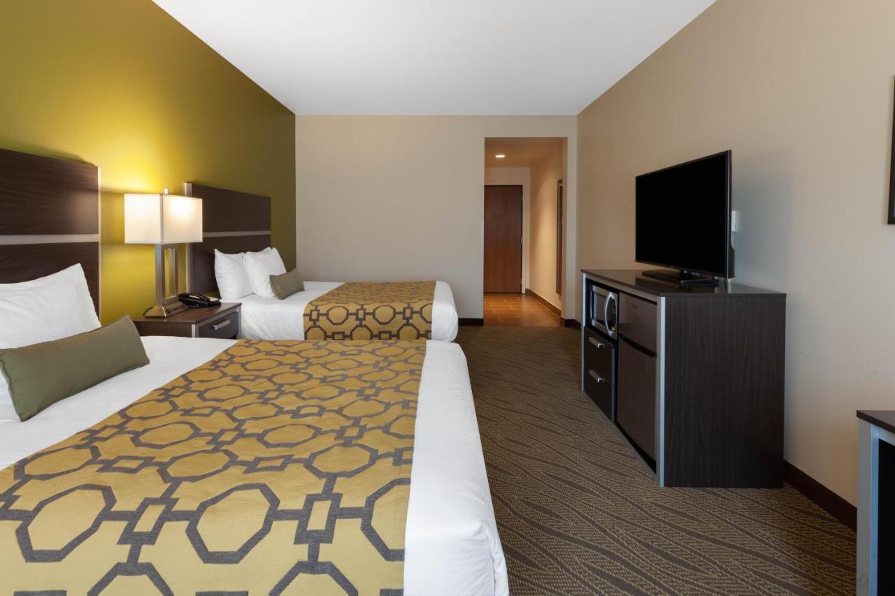 Queen Room with Two Queen Beds - Non-Smoking