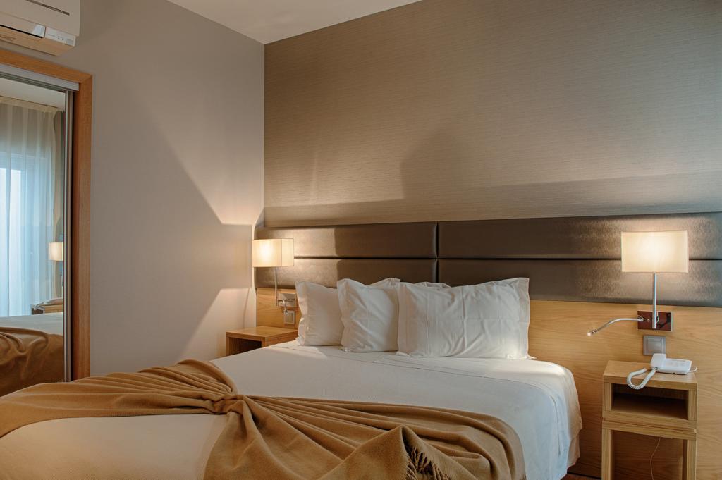 Double or Twin Room,125292960:JPEG