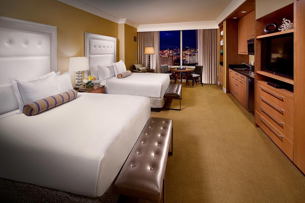 Deluxe Queen Room Two Queen Beds