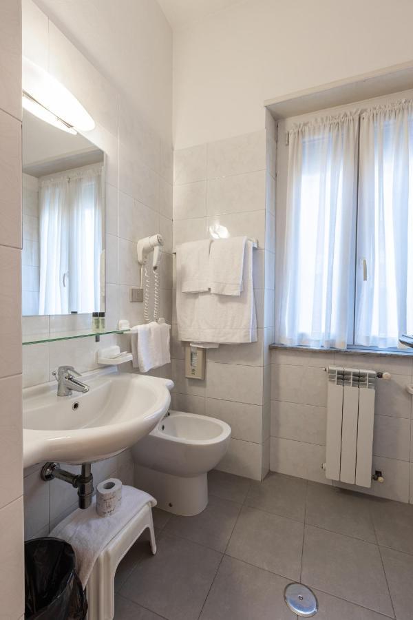 Standard Triple Room,1177613617:JPEG