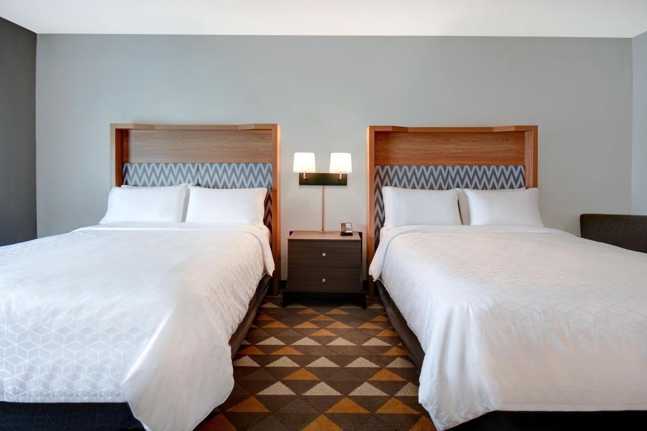 Premium Queen Room Two Queen Beds