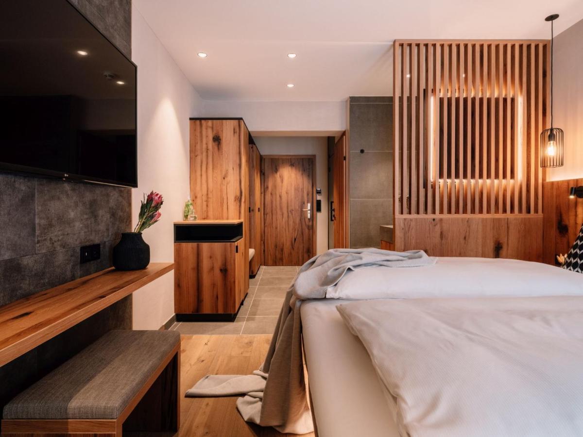 Standard Double Room,1589147130:JPEG