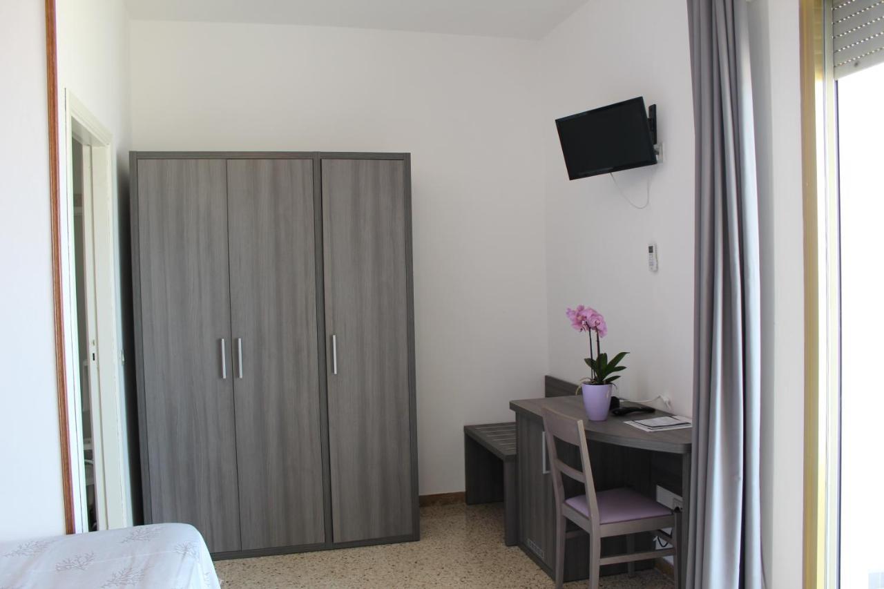 Comfort Triple Room,1261171789:JPEG