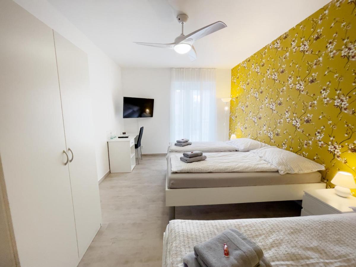 Dreibettzimmer