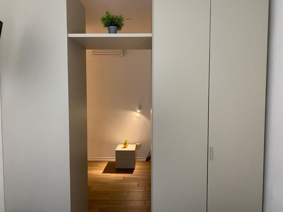 Twin Room Bathroom