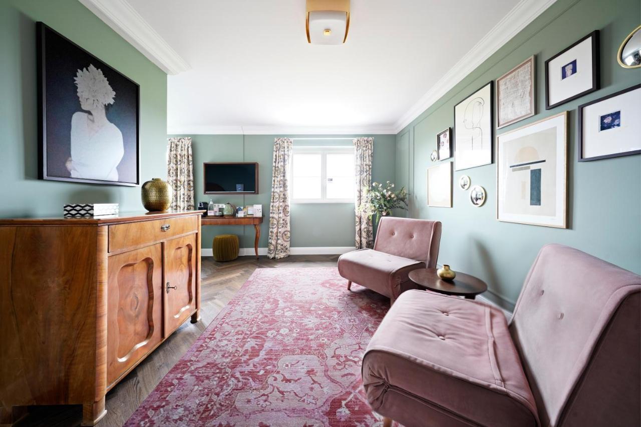 Large Room