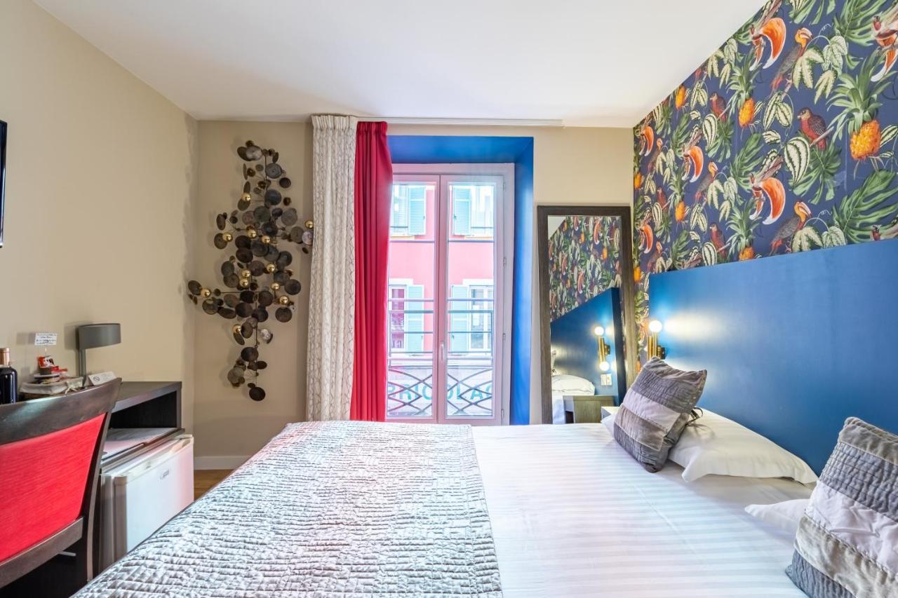 Large Twin Room