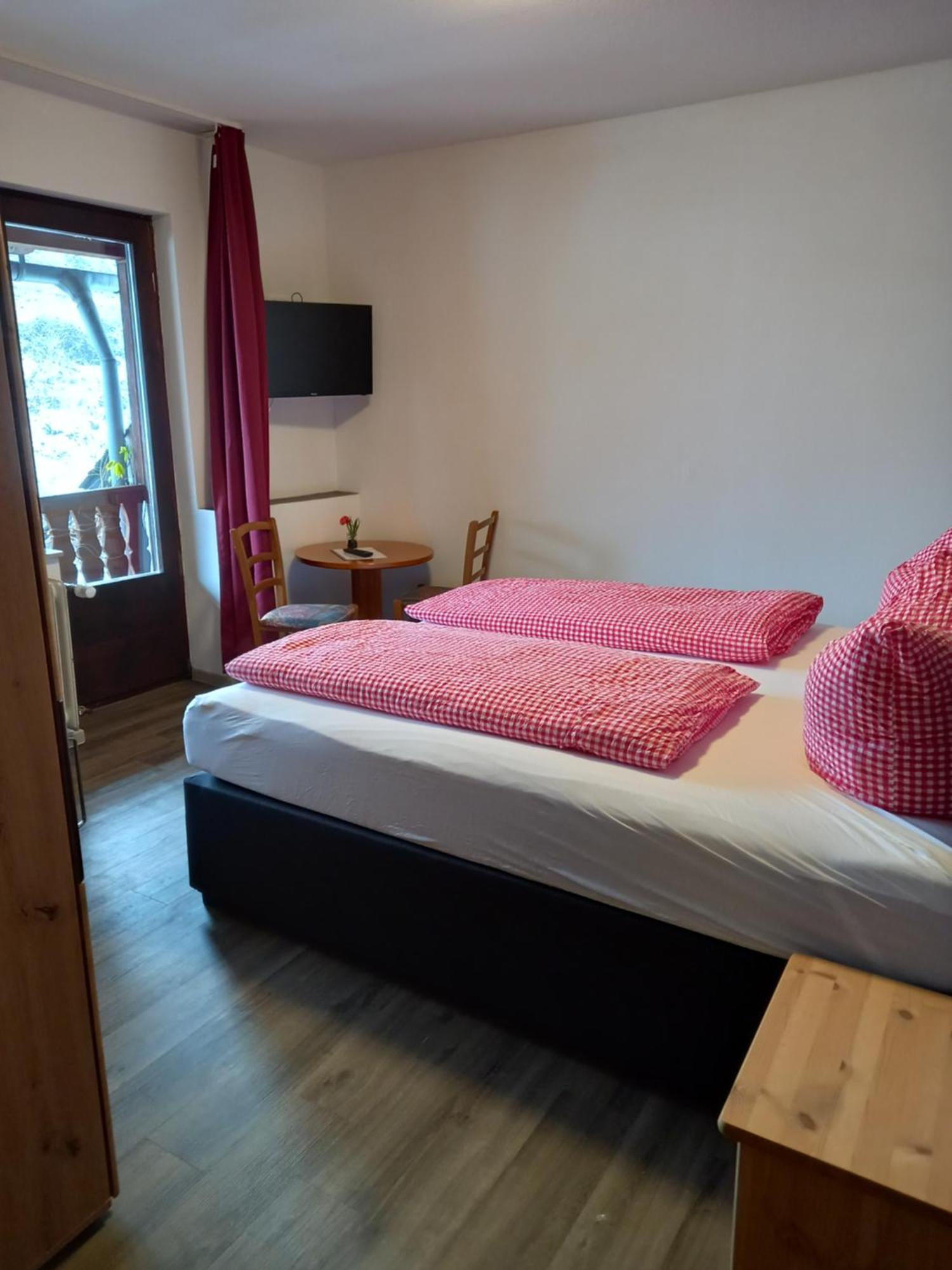 Standard Doppelzimmer mit Balkon