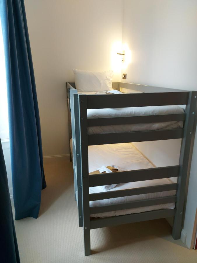 Junior King Suite City View One Bunk Bed