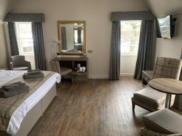 Deluxe King Room