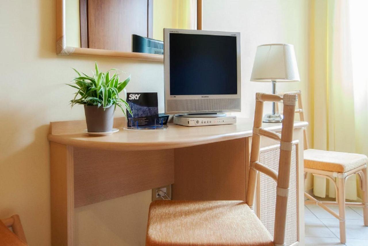 Standard Single Room,1201972447:JPEG