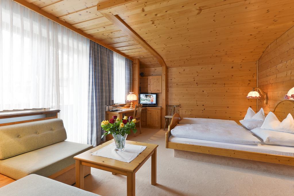 Double Room,120326649:JPEG