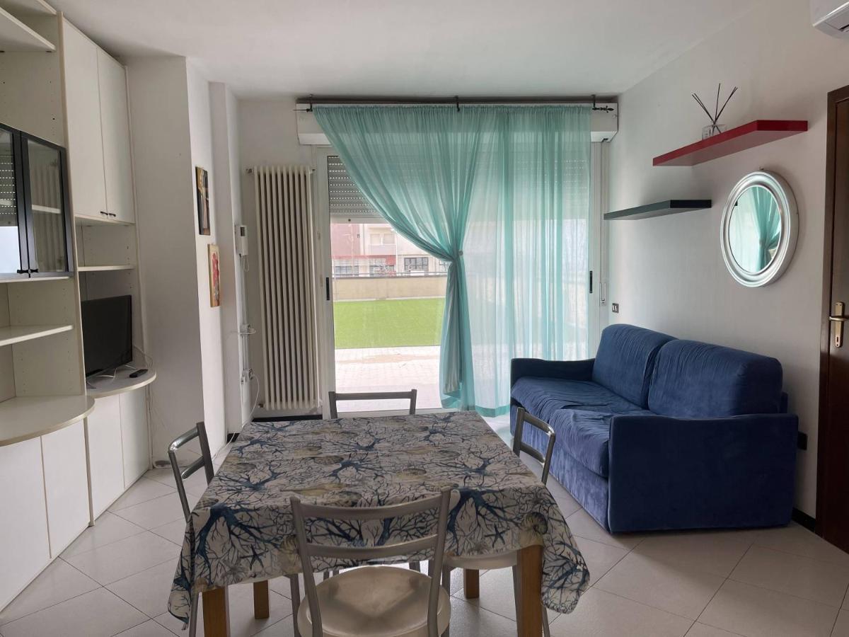 One Bedroom Apartment Terrace partial Sea View