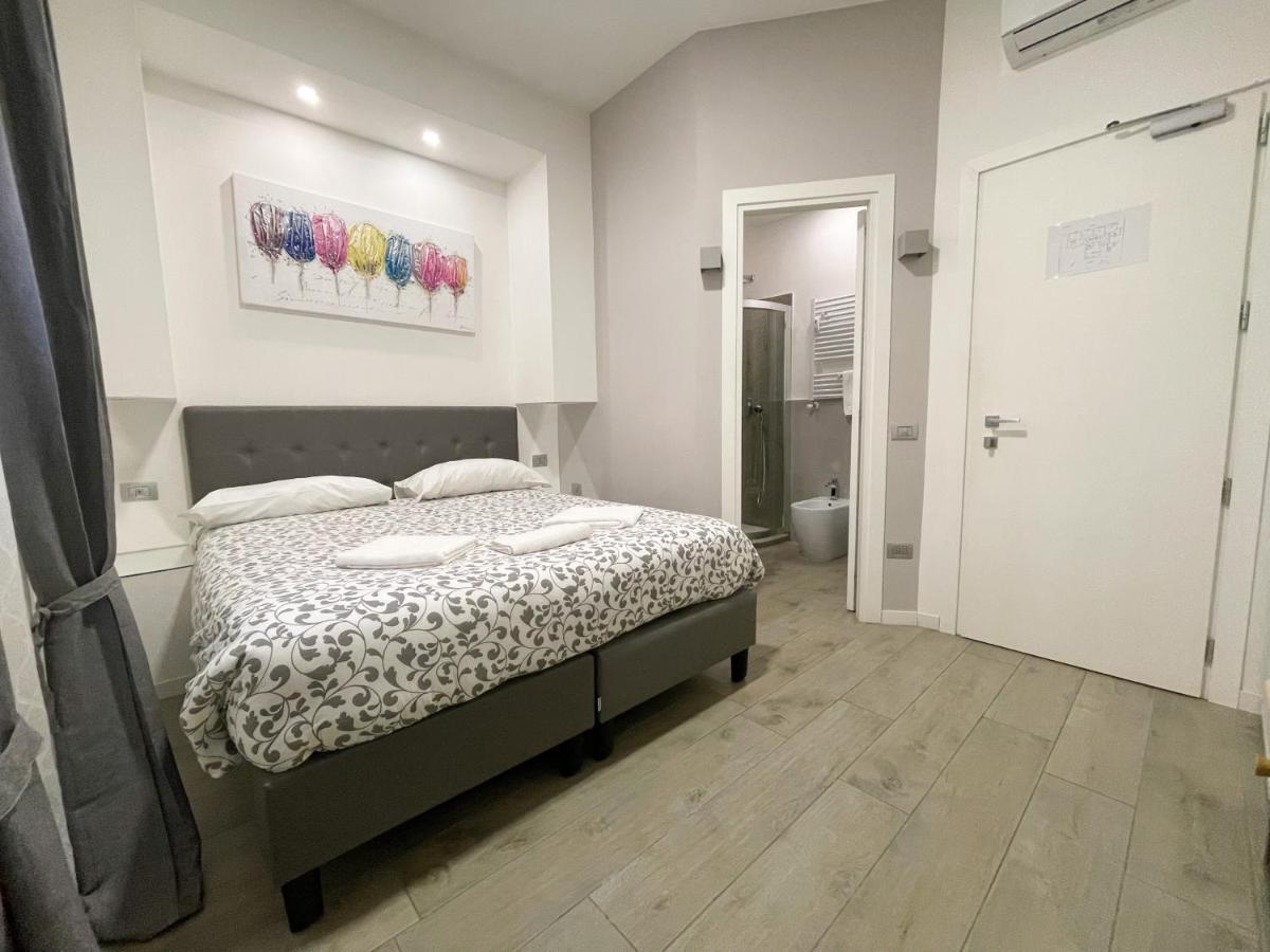 Small Double Room,1203717160:JPEG