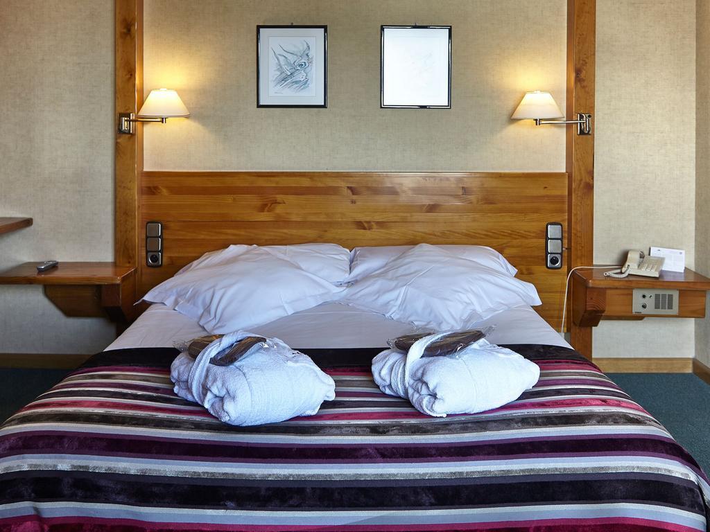 Quarto Twin com Cama Extra