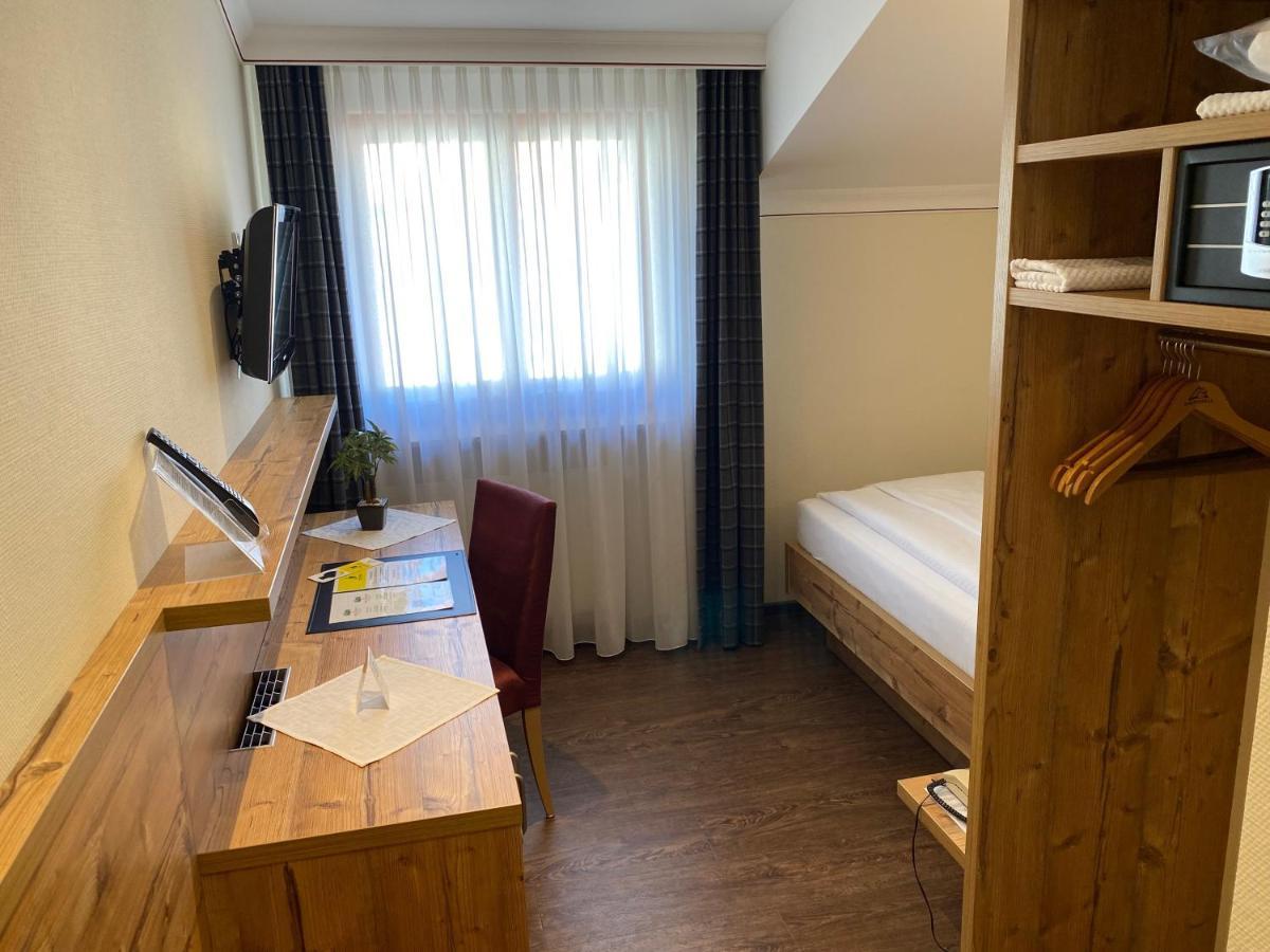 Economy Single Room