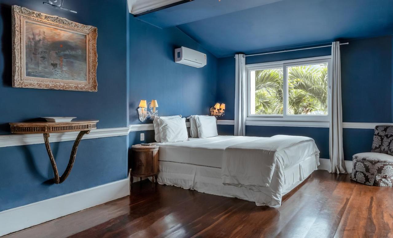 Deluxe Suite with Balcony and Ocean View