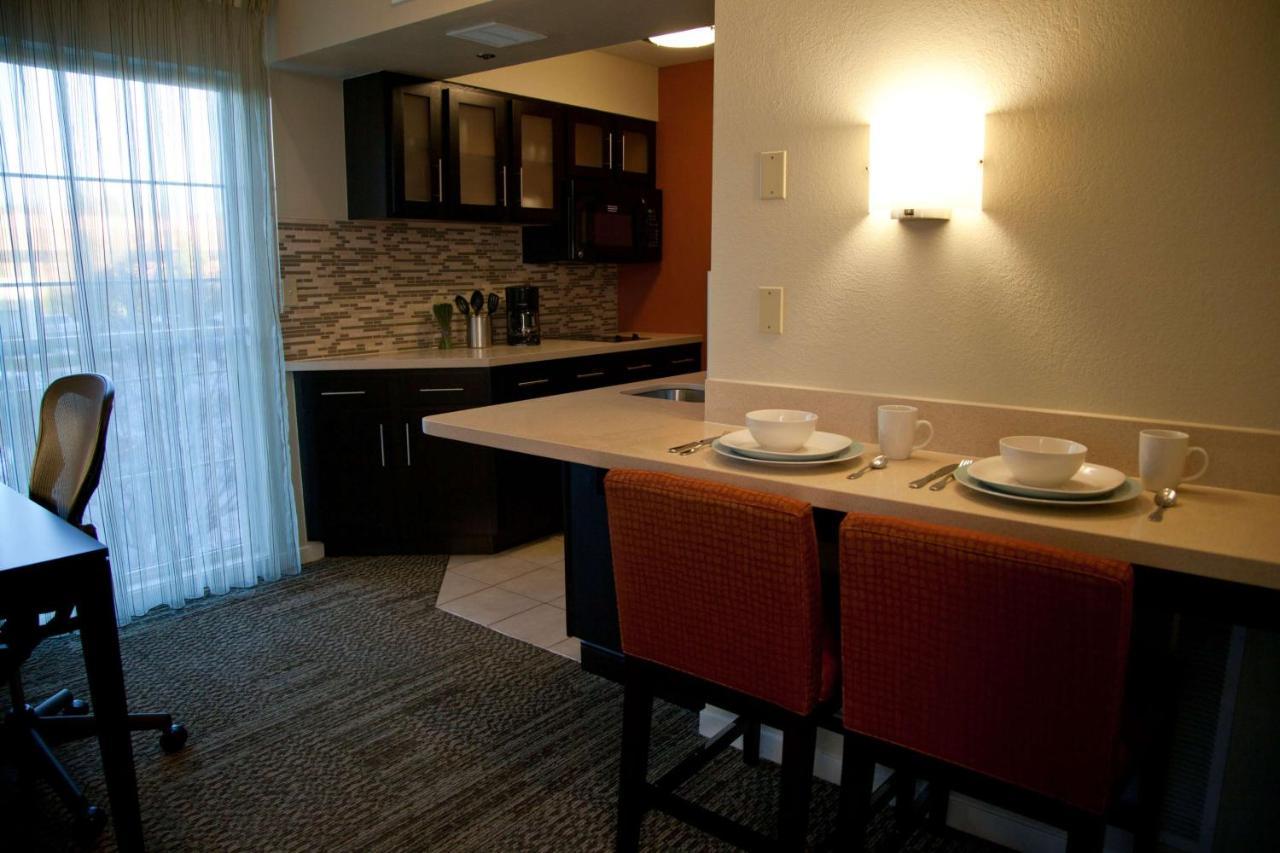 Two-Bedroom Suite Two Queen Beds