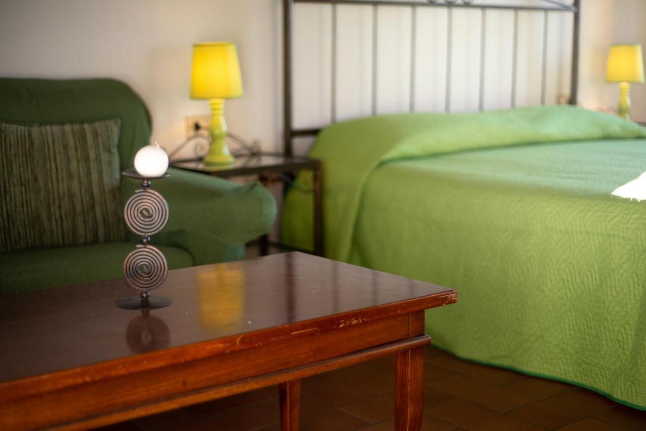 Large Double Room,1206288481:JPEG
