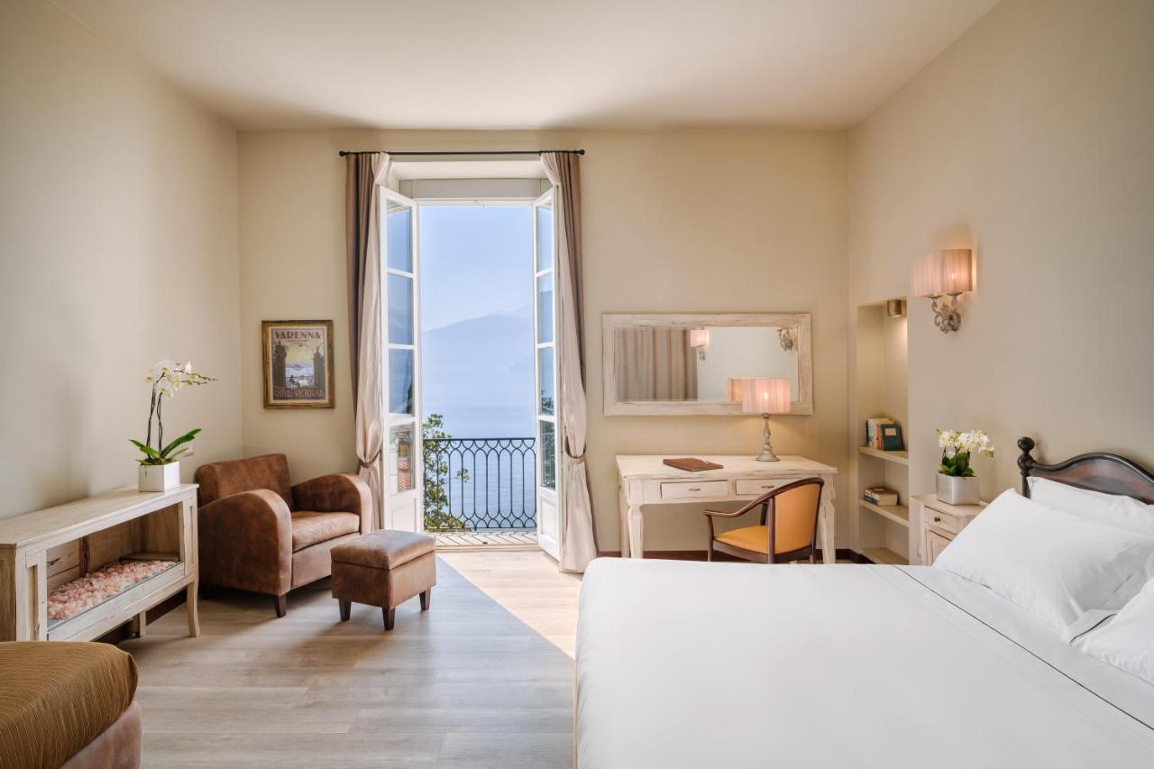 Junior Suite with Lake View