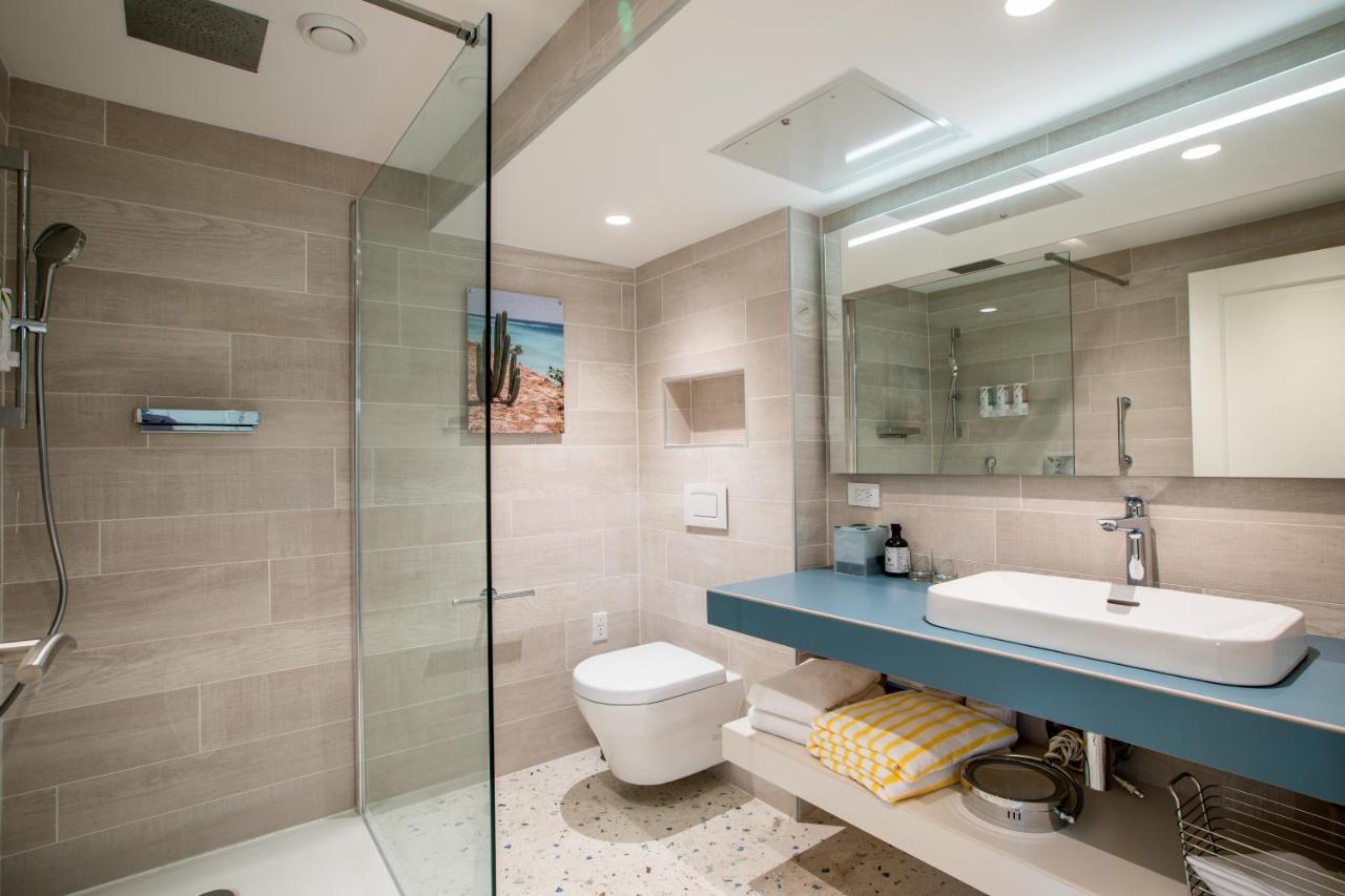 One-Bedroom Suite,1278788104:JPEG