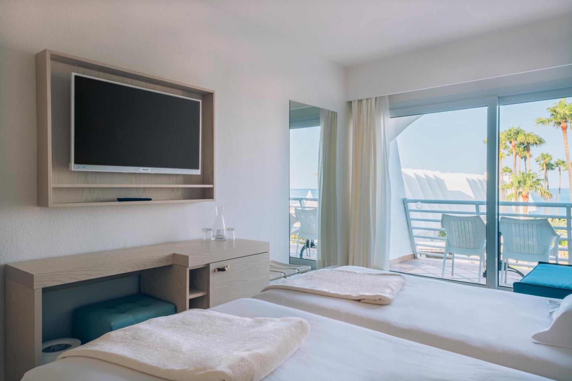 Quarto Duplo com Vista Mar