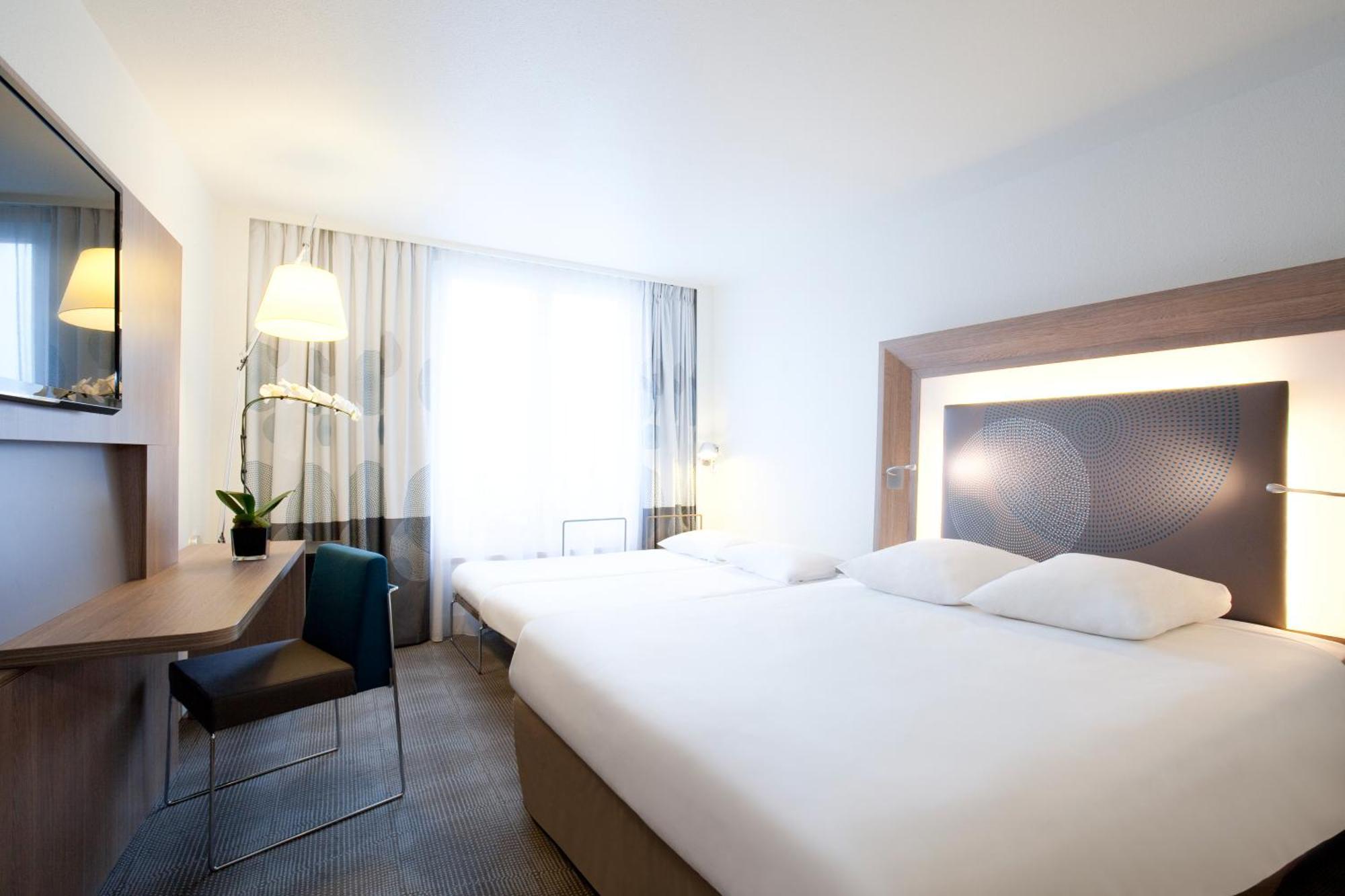 Superior Room with Queen Bed and Twin Sofa Bed