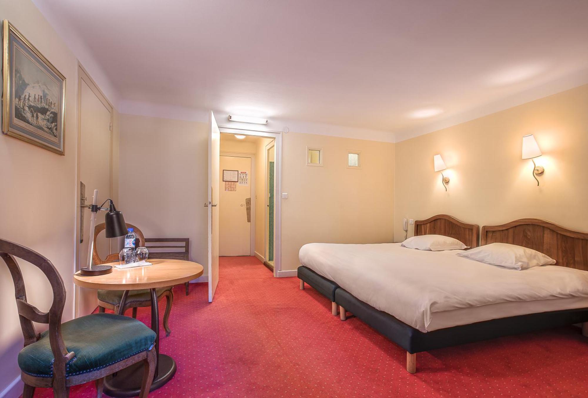 Standard Double or Twin Room,1208624155:JPEG