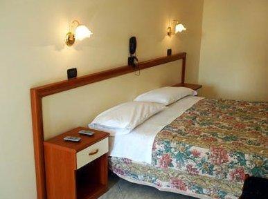 Single Room,1209299983:JPEG