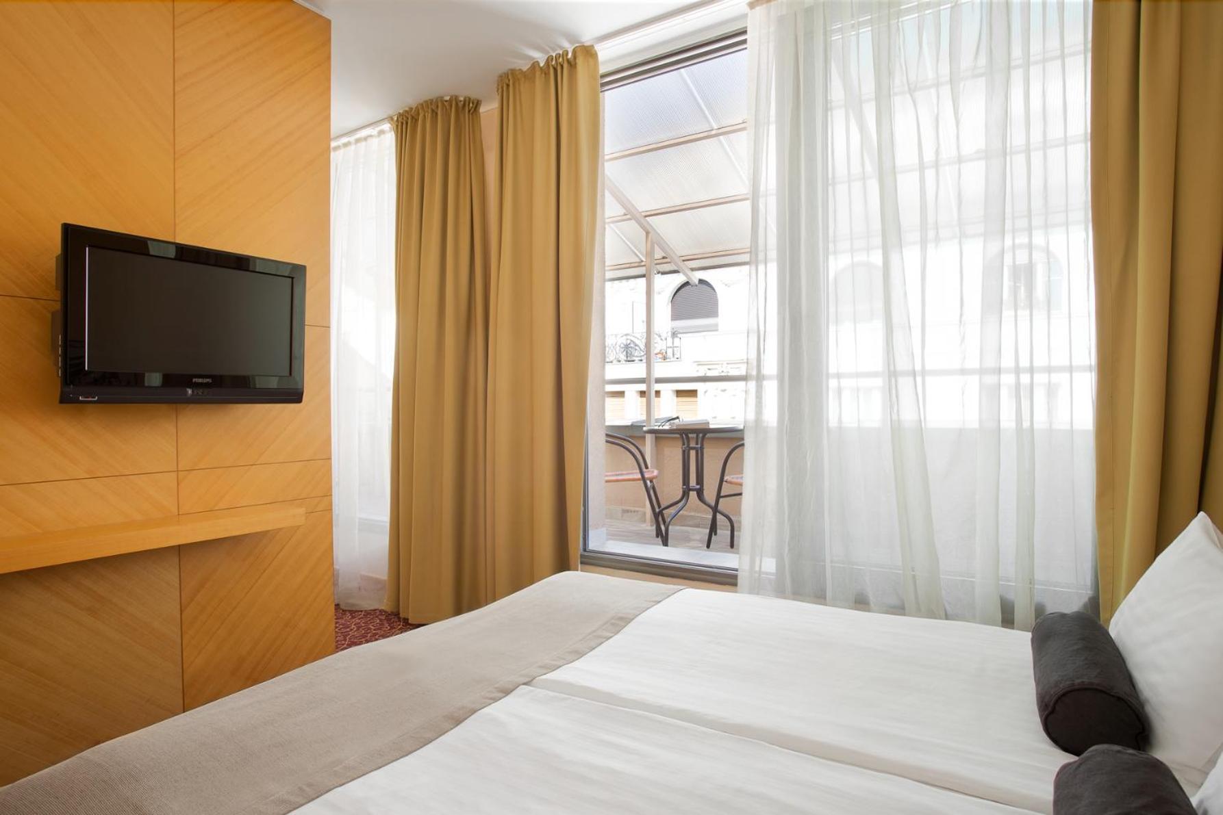 Junior Suite Balcony